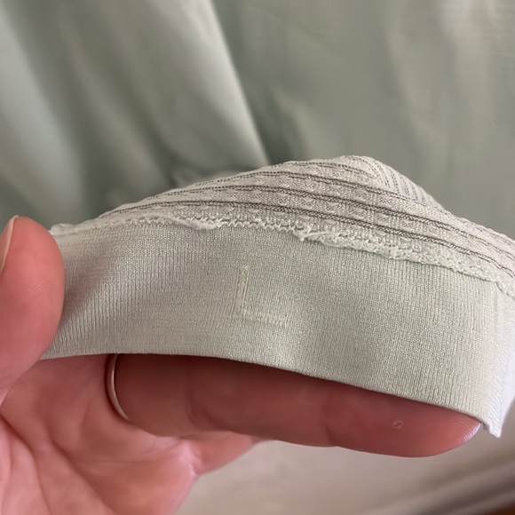 Lululemon Men's Shirt - Picture 7 of 9